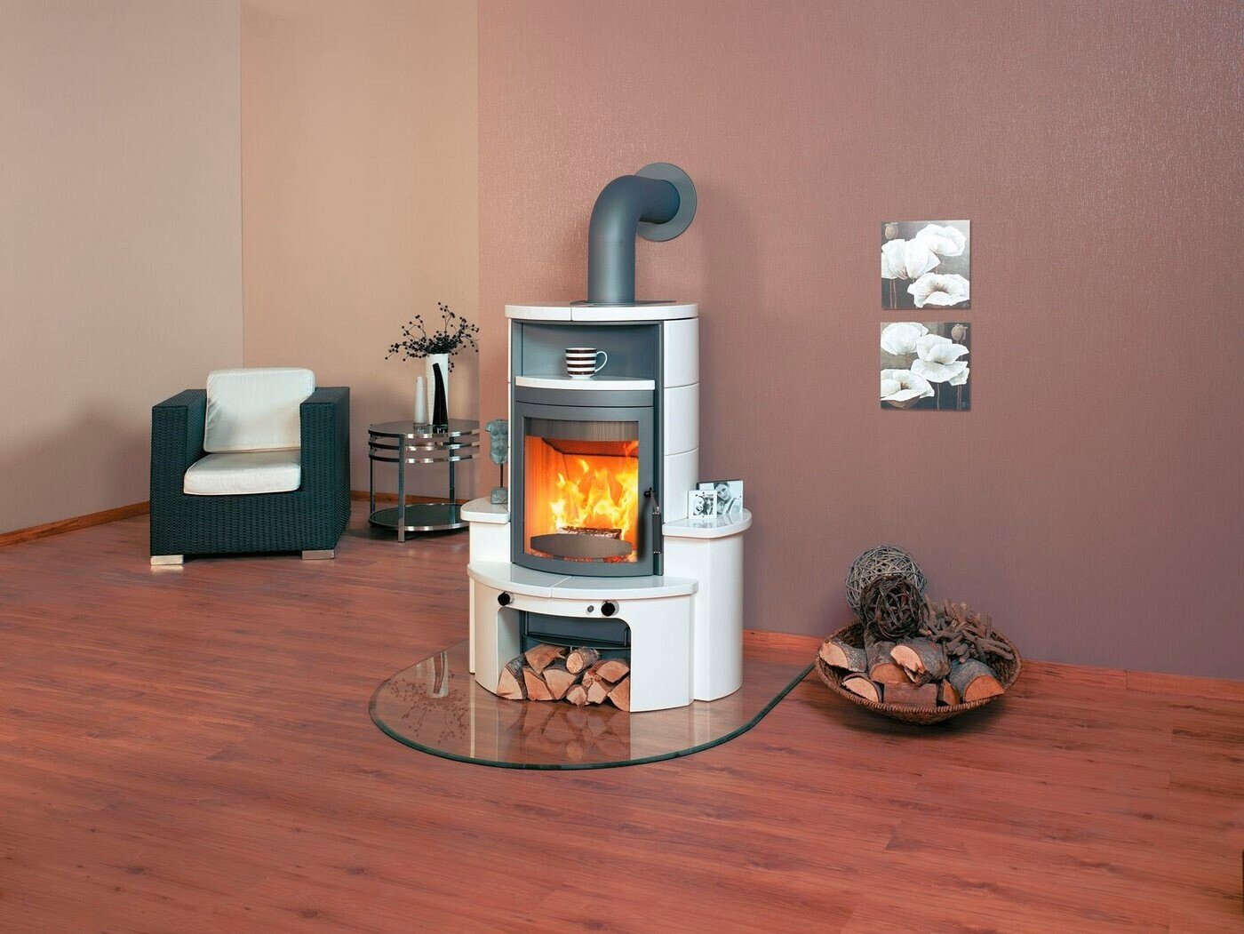 hark-avenso-gt-ecoplus-8-kw-dauerbrand-creme-weiss-titan-1.jpg Hark Avenso GT ECOplus 8 kW – Hochwertiger Kaminofen mit 84 % Wirkungsgrad – Image 1